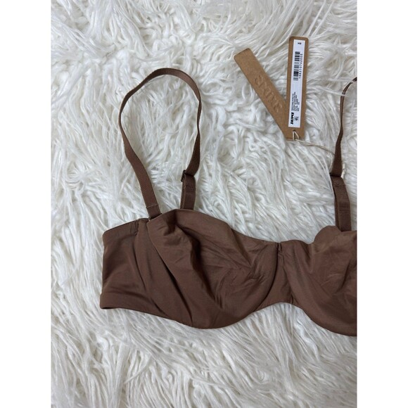 Skims Smoothing Intimates Strapless Bra Jasper Size 34A - Picture 3 of 8